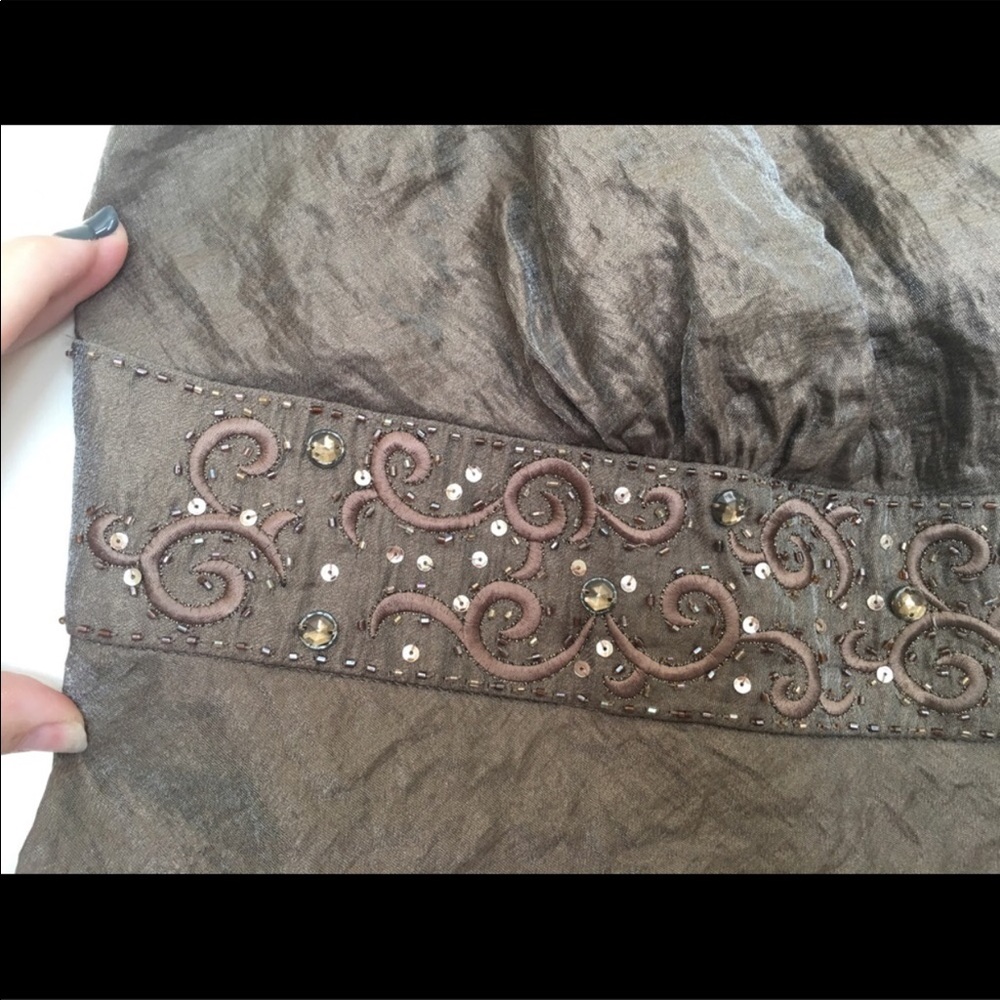 Dress - Picture 3 of 6